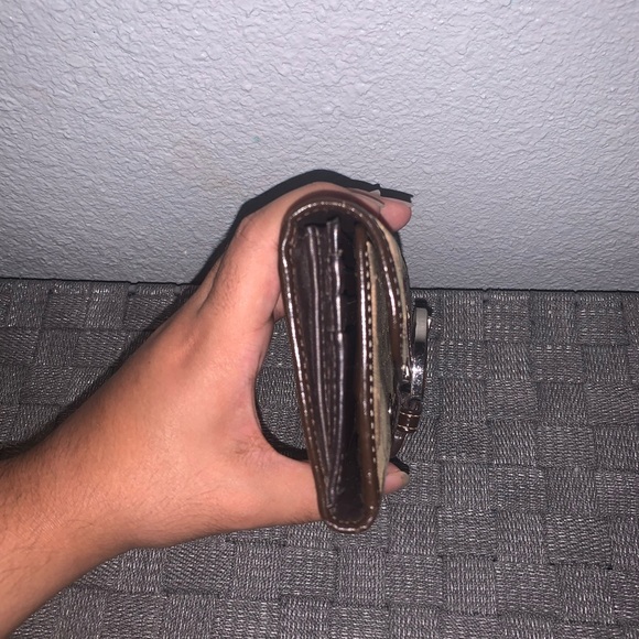 Vintage Coach Brown and Tan Wallet with Buckle - Picture 4 of 13